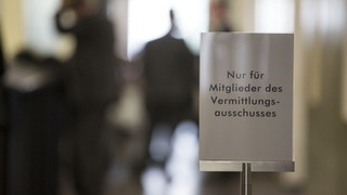Foto: Beschilderung im Flur zum Vermittlungsausschuss Foto: Beschilderung im Flur zum Vermittlungsausschuss