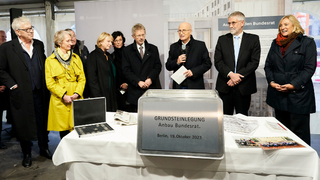 Foto: Gruppenbild Grundsteinlegung Foto: Gruppenbild Grundsteinlegung