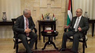 Foto: Bundesratspräsident Tillich bei seinem Treffen mit Palästinas Premierminister Rami Hamdalla Foto: Bundesratspräsident Tillich bei seinem Treffen mit Palästinas Premierminister Rami Hamdalla