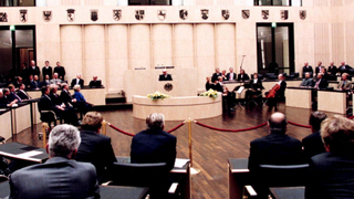 Foto: Musiker und Gäste im Plenarsaal Foto: Musiker und Gäste im Plenarsaal