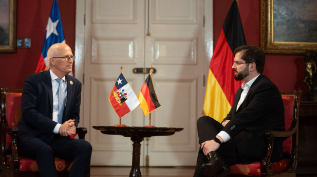 Foto: Bundesratspräsident Peter Tschentscher trifft den Präsidenten Chiles, Gabriel Boric Font.